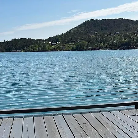 Feriehus With Jetty And Boat By Hardangerfjorden Onarheim (Tysnes)